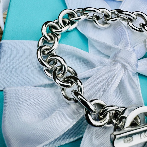 7.5" Rare and Retired Tiffany & Co 1837 Toggle Bracelet in Silver - Picture 7 of 9